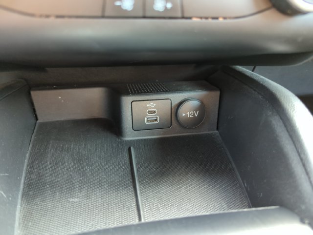 Certified 2025 Ford Escape Active AWD/4WD image 42