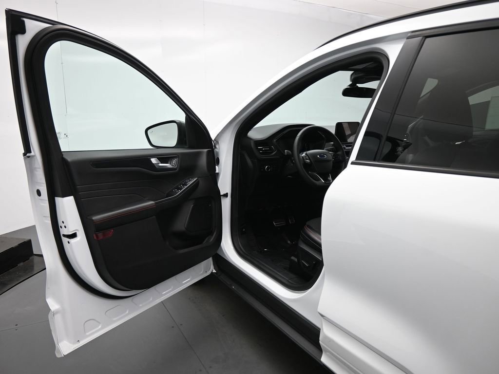 Certified 2023 Ford Escape ST-Line w/ Equipment Group 301A image 36