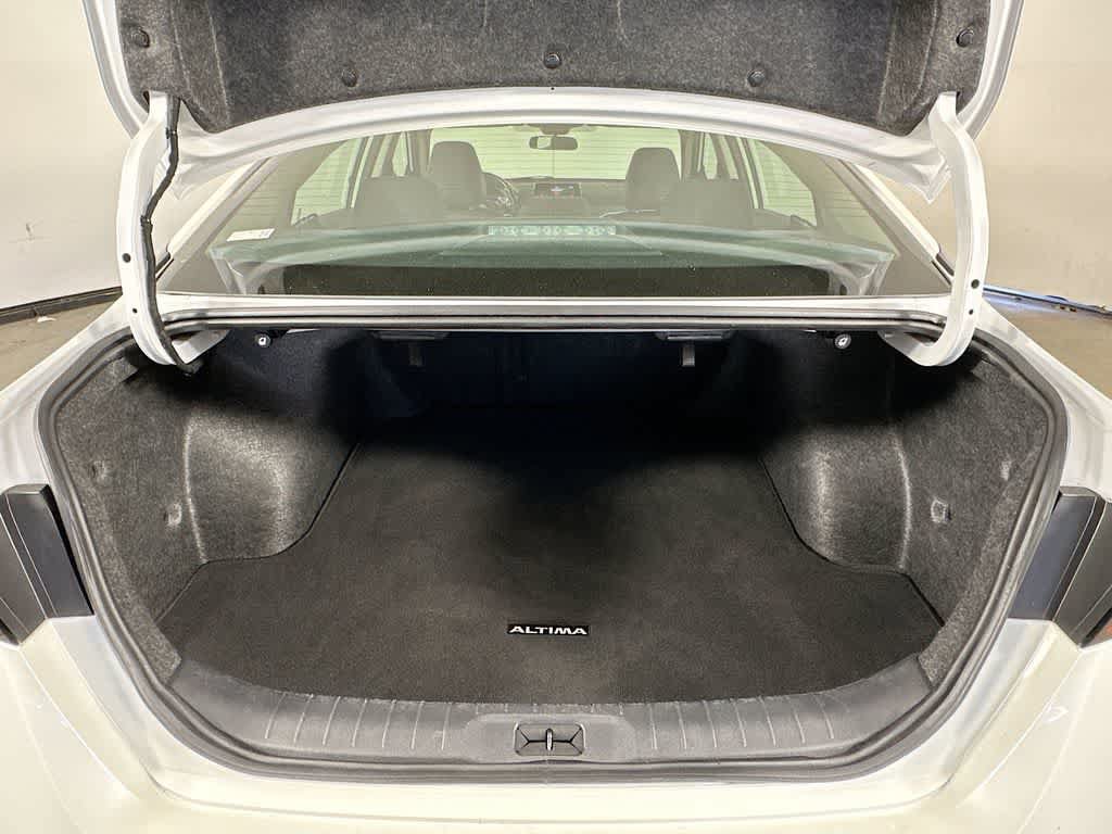 Used 2024 Nissan Altima 2.5 SR FWD image 20