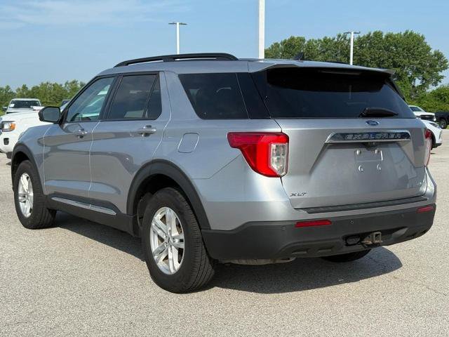 Certified 2022 Ford Explorer XLT w/ Class IV Trailer Tow Package image 3