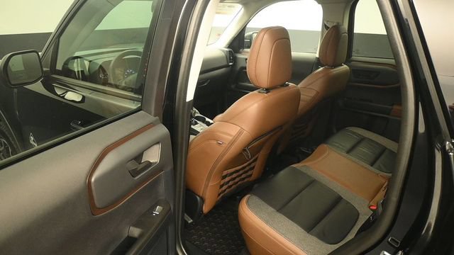 Certified 2023 Ford Bronco Sport Outer Banks AWD/4WD image 10