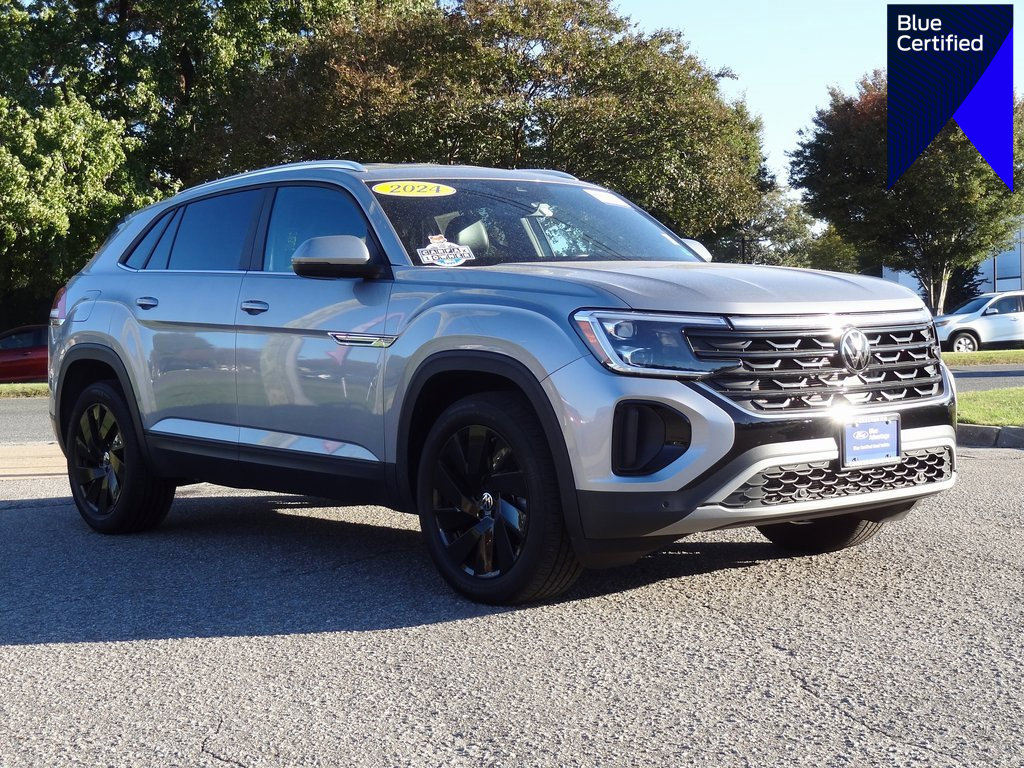 Used 2024 Volkswagen Atlas Cross Sport SE w/ Black Wheel Package