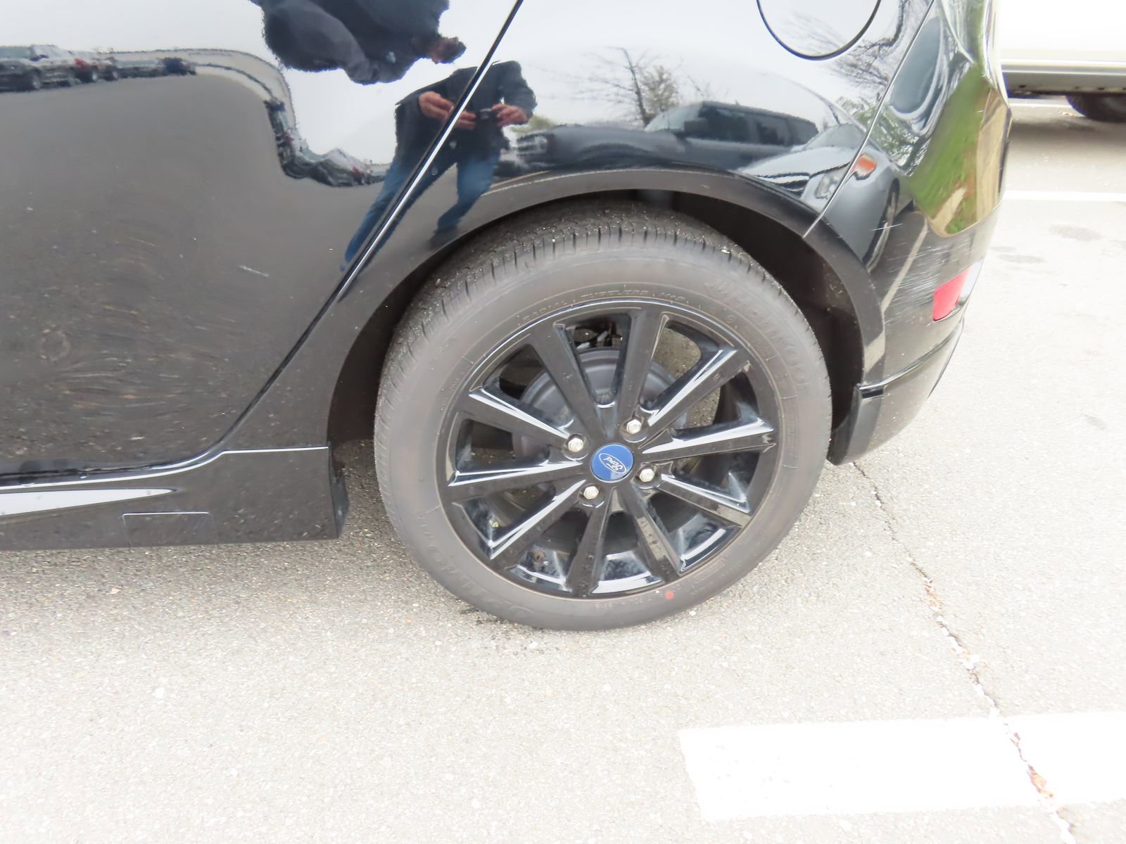 Certified 2019 Ford Fiesta ST-Line w/ ST Line Cold Weather Package image 15