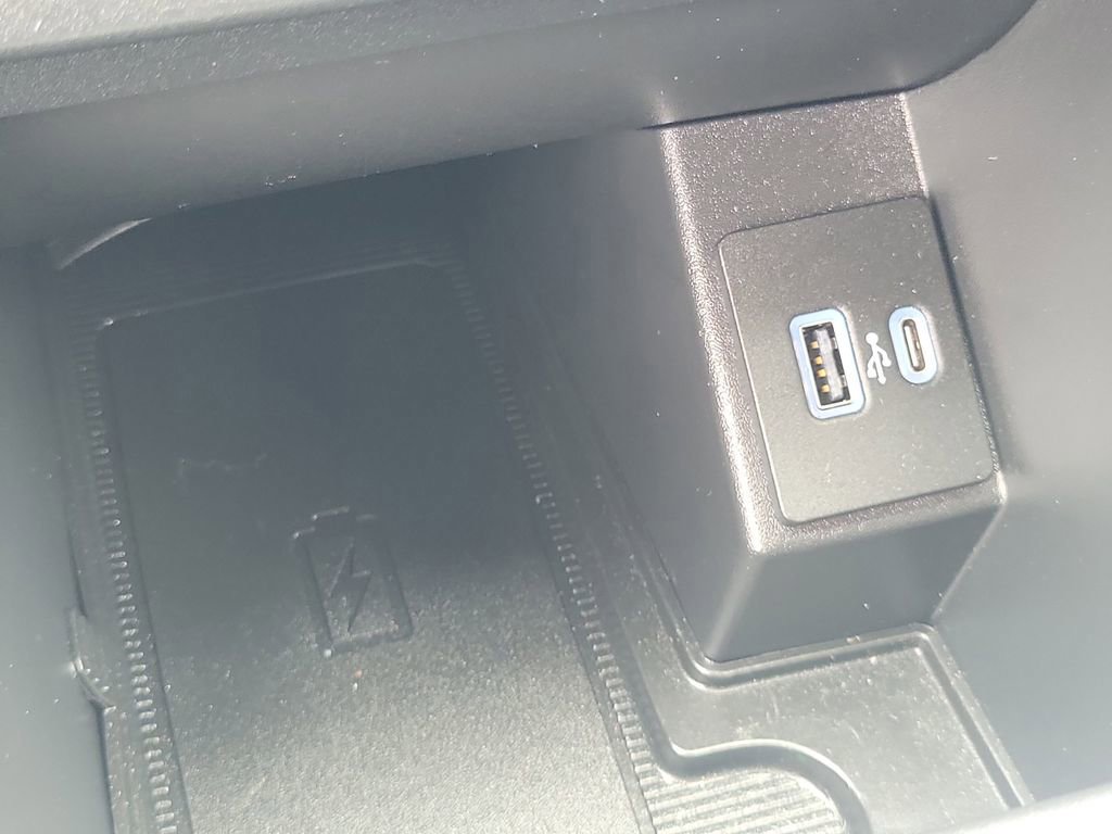 Certified 2022 Ford Edge SEL w/ Convenience Package image 21