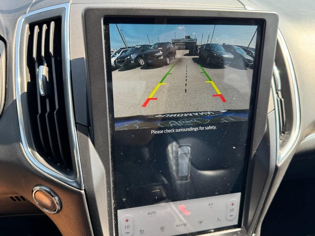 Certified 2024 Ford Edge Titanium AWD/4WD image 21