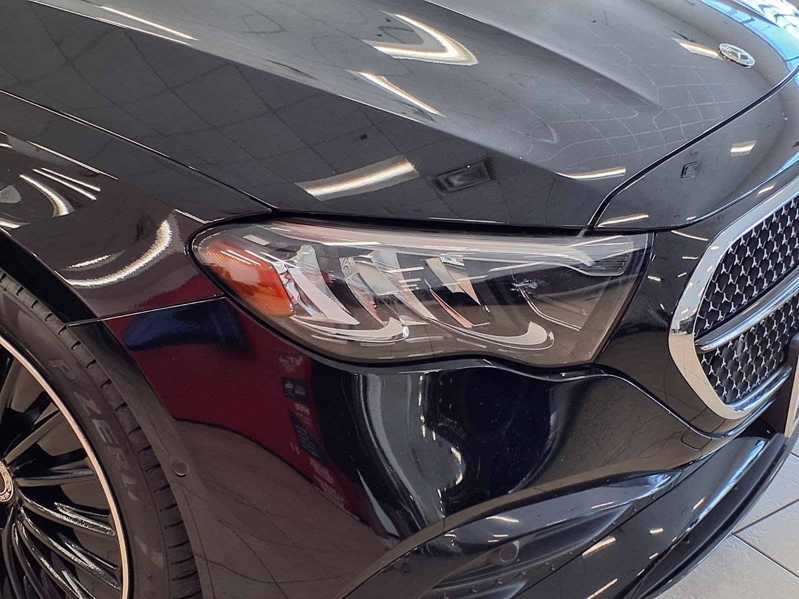 Used 2024 Mercedes-Benz E 350 4MATIC Sedan image 7