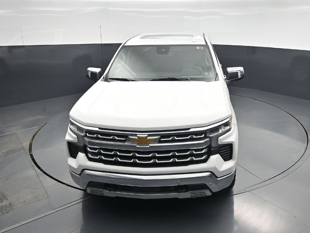 Used 2023 Chevrolet Silverado 1500 LTZ w/ LTZ Convenience Package II AWD/4WD image 37