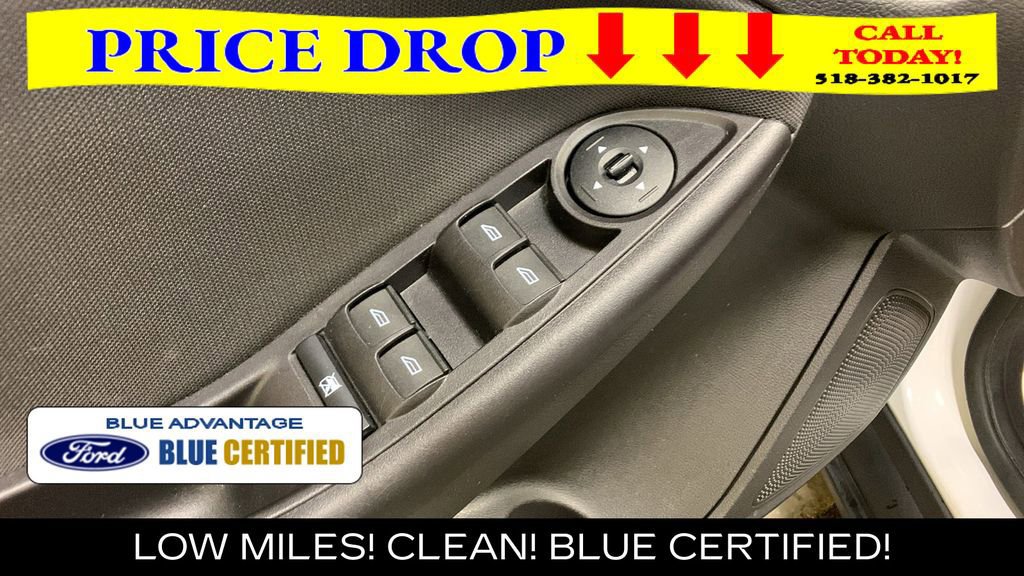 Certified 2017 Ford Focus SE FWD image 27