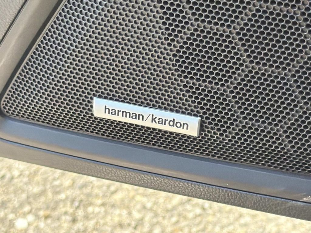 Used 2022 Subaru Legacy Touring XT w/ Popular Package #3 image 19