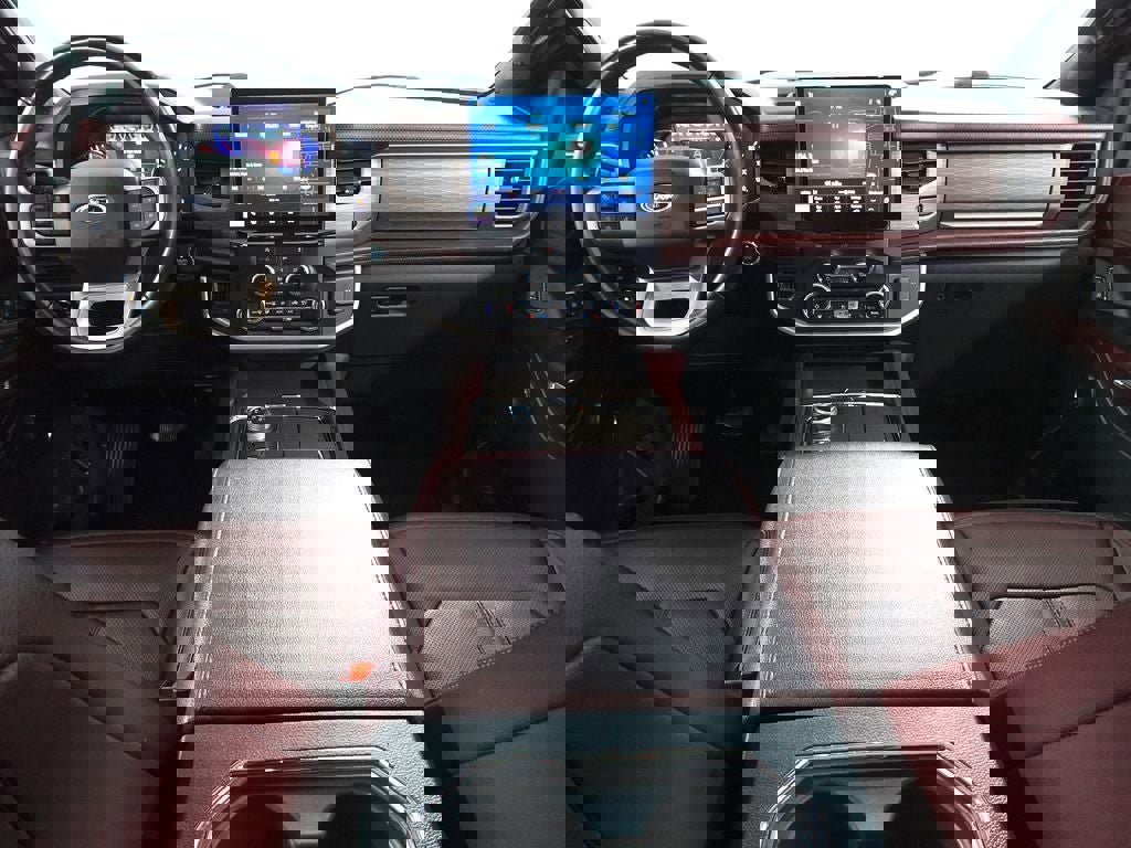 Certified 2024 Ford Expedition Limited image 7