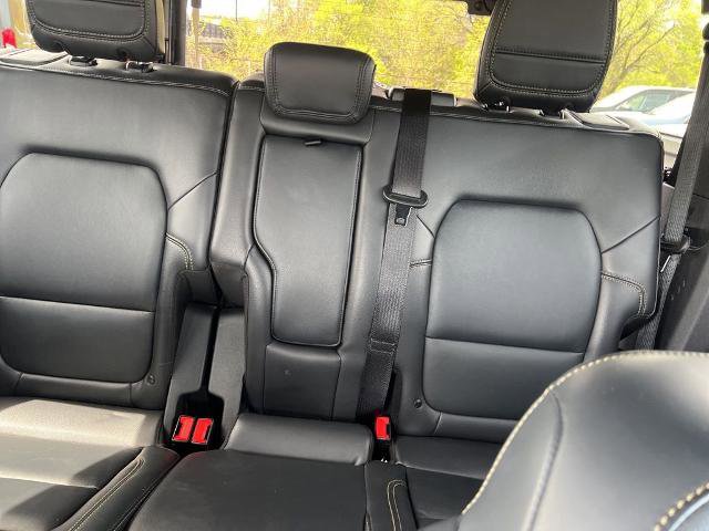Certified 2025 Ford Bronco Badlands AWD/4WD image 29