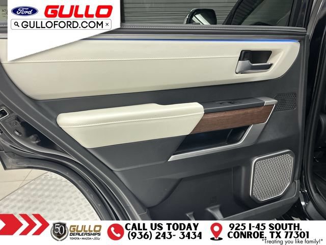 Used 2024 Toyota Sequoia Capstone AWD/4WD image 18
