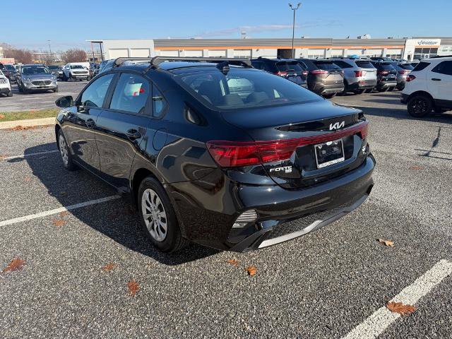 Used 2024 Kia Forte LX image 3