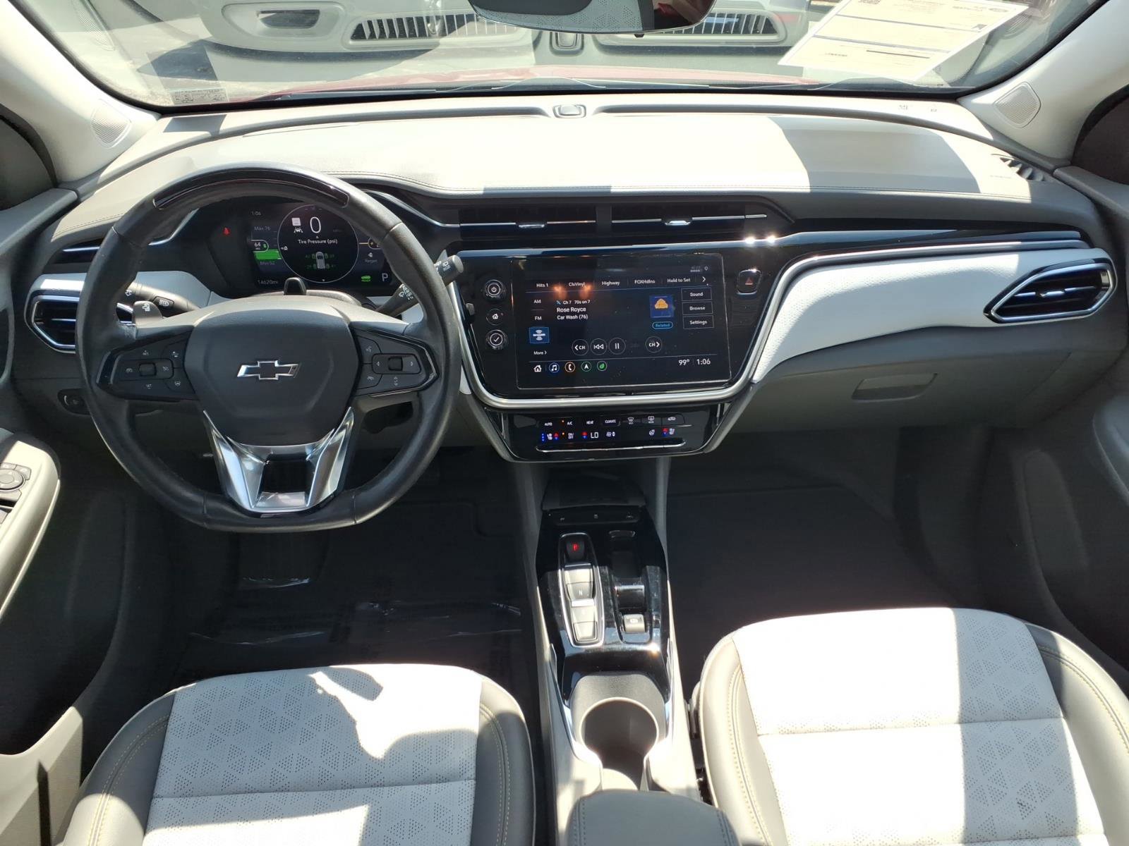 Used 2022 Chevrolet Bolt EUV Premier w/ Launch Edition image 12