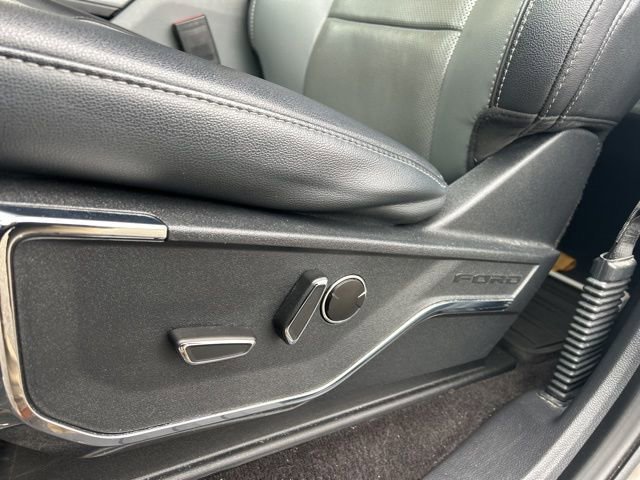 Certified 2022 Ford F150 Lariat w/ Equipment Group 502A High image 18