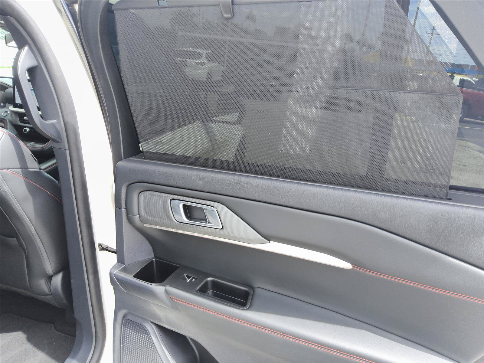 Certified 2025 Ford Explorer ST-Line w/ Premium Package RWD image 25
