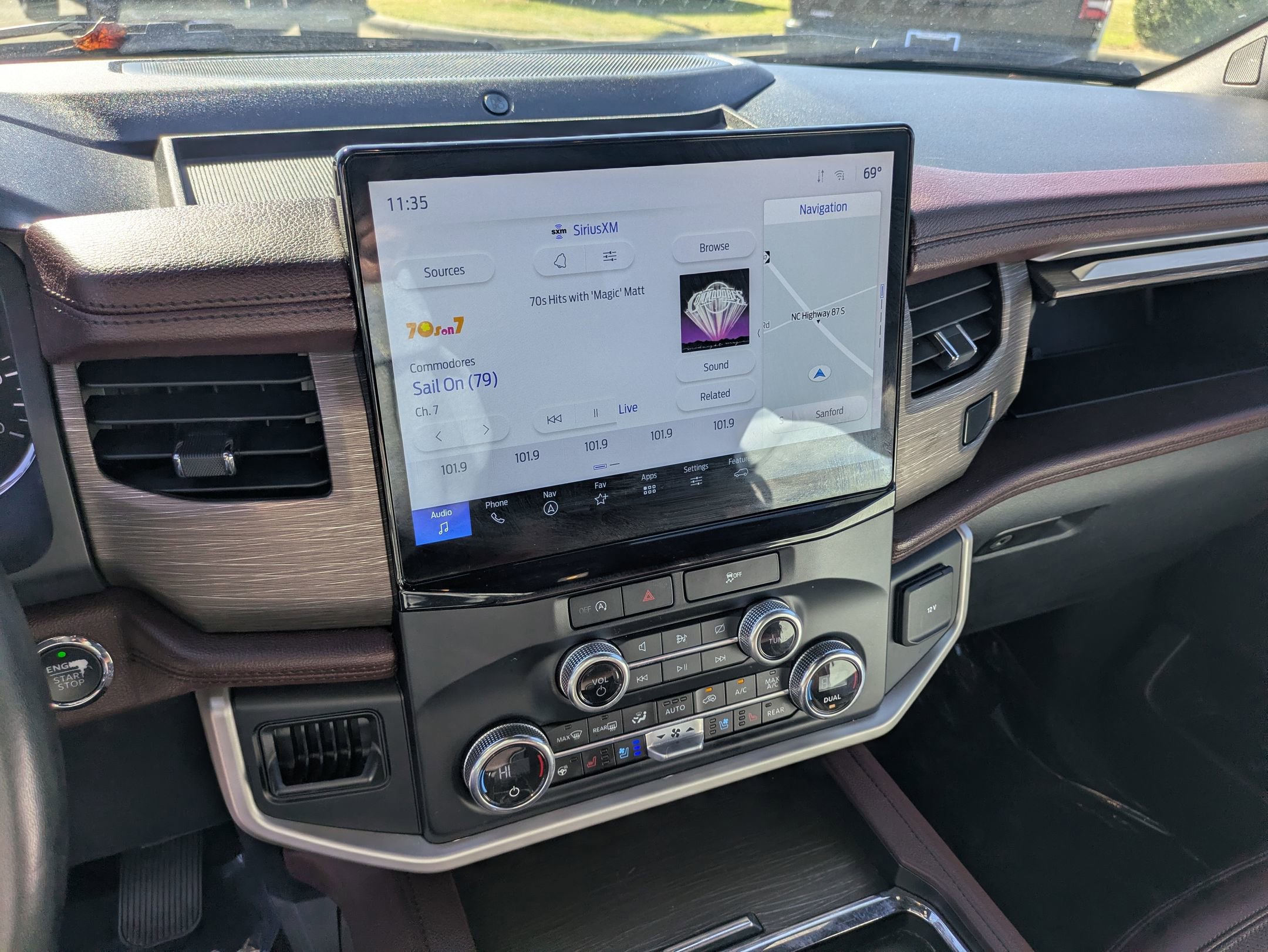 Certified 2023 Ford Expedition Limited image 19