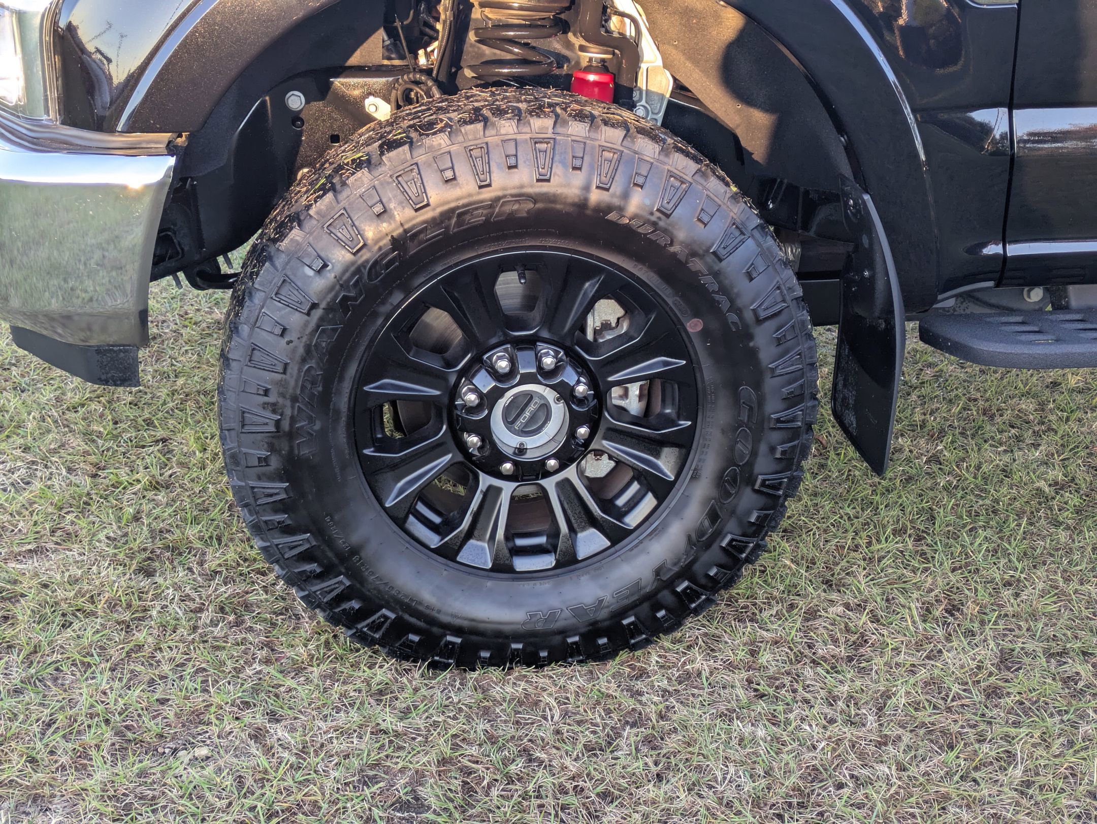 Certified 2020 Ford F250 Lariat w/ Tremor Off-Road Package image 11