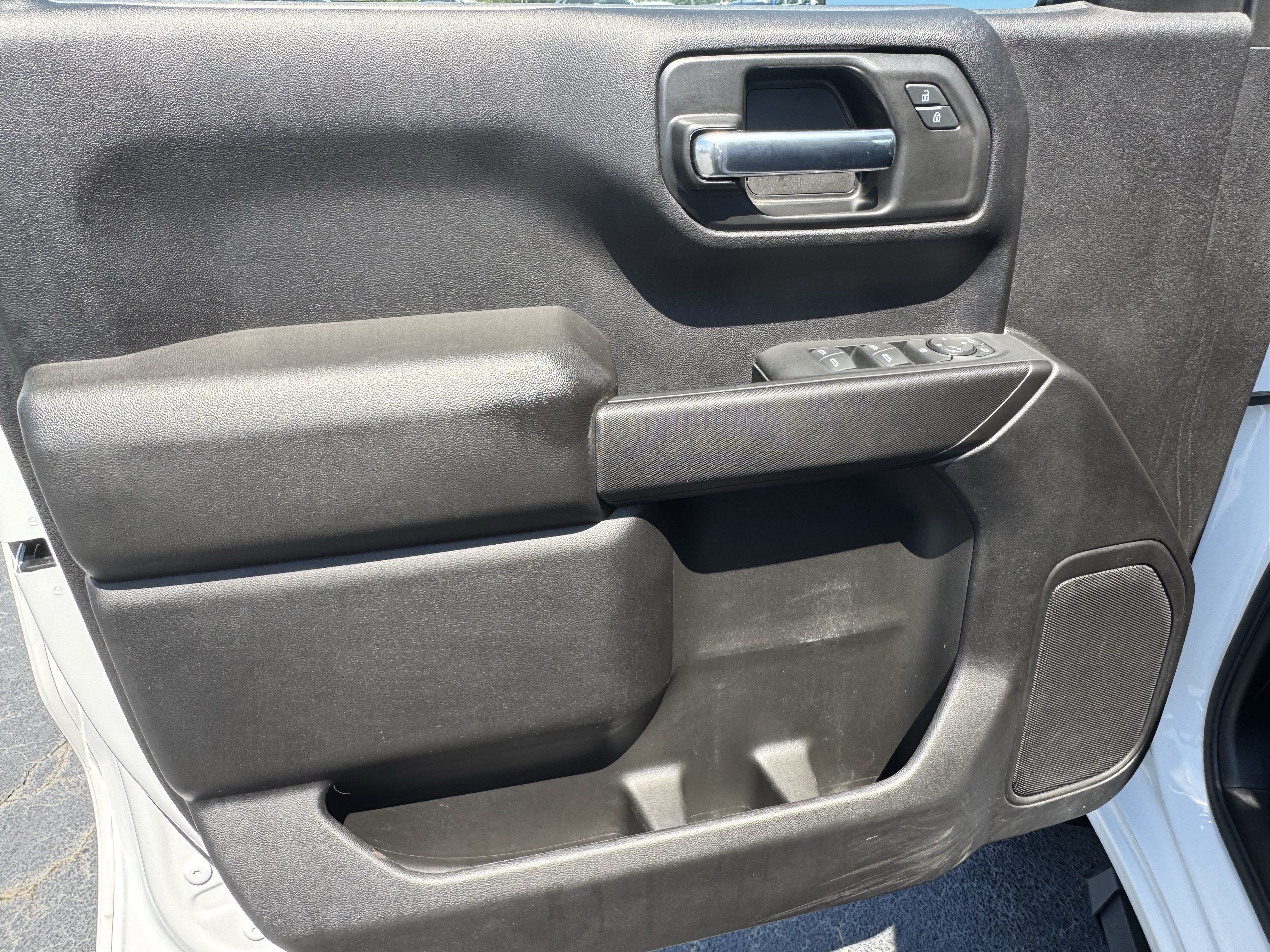 Used 2024 Chevrolet Silverado 1500 Custom AWD/4WD image 11