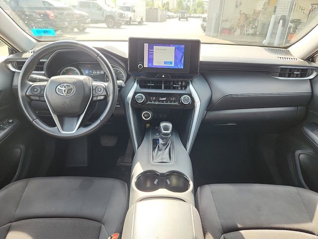 Used 2023 Toyota Venza LE AWD/4WD image 8