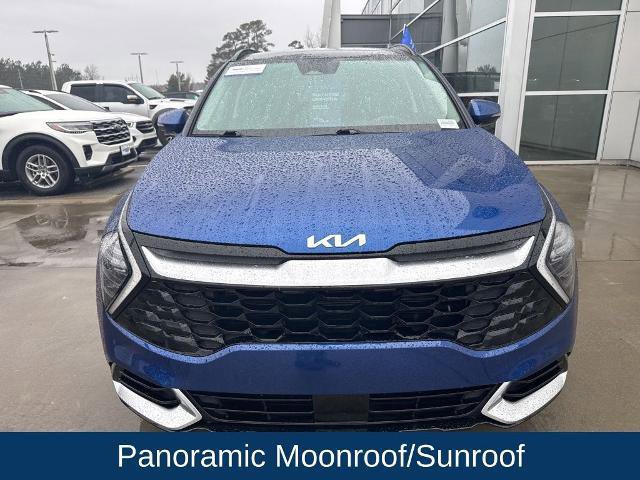 Used 2025 Kia Sportage SX image 8