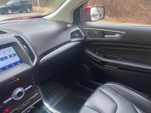 Certified 2020 Ford Edge Titanium image 28
