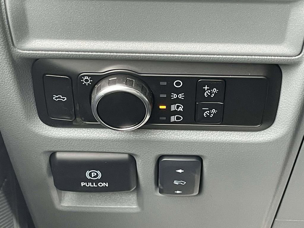 Certified 2025 Ford F150 Lightning XLT image 28