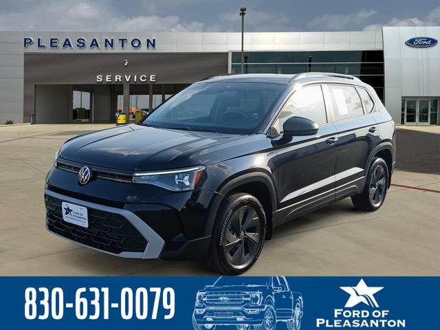 Used 2026 Volkswagen Taos S FWD image 1