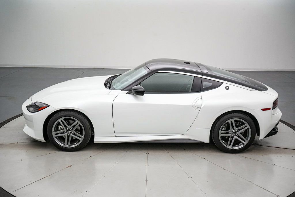 Used 2024 Nissan Z Sport w/ Floor Mat Package image 2