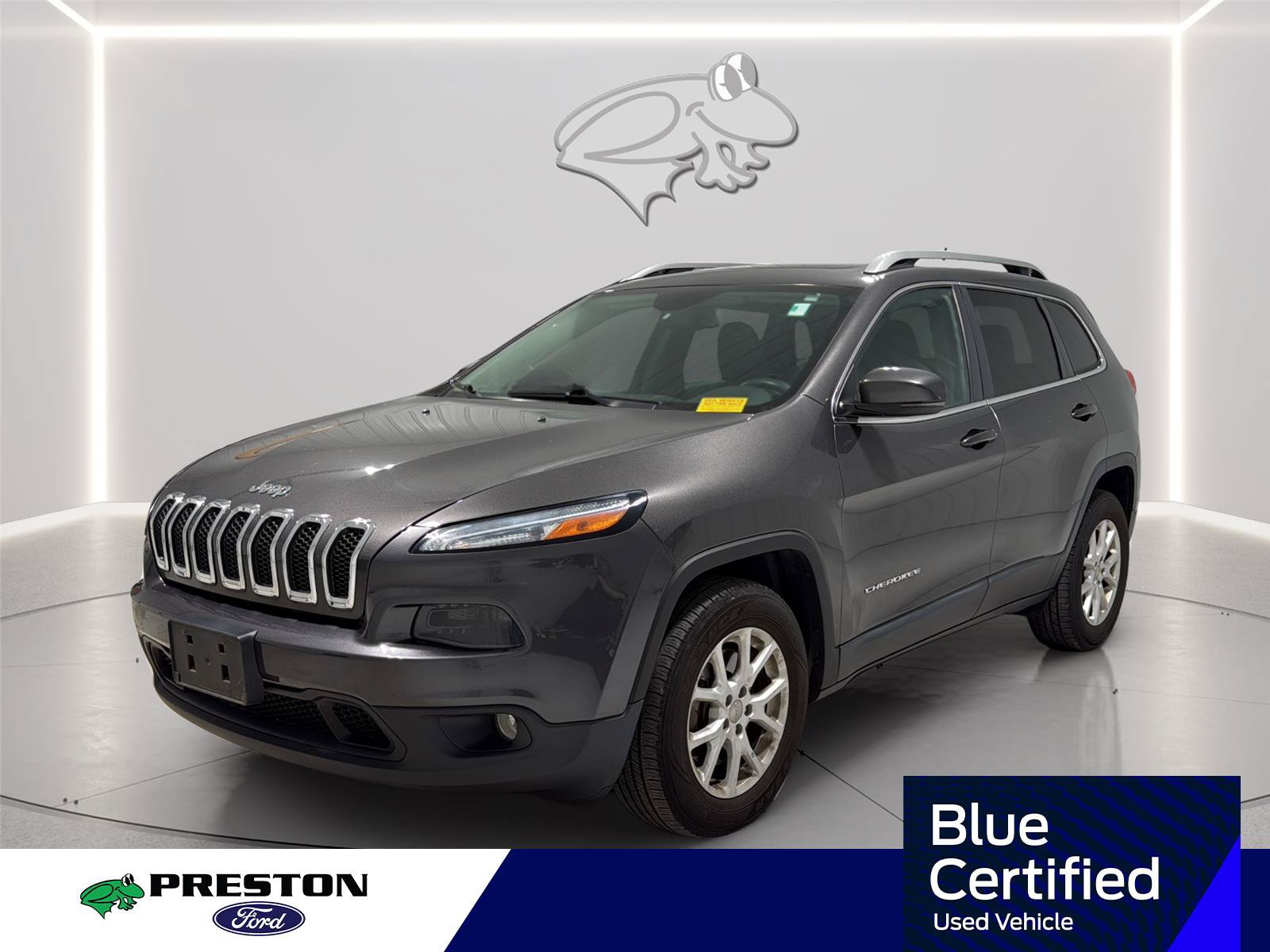 Used 2018 Jeep Cherokee Latitude Plus w/ Comfort/Convenience Group