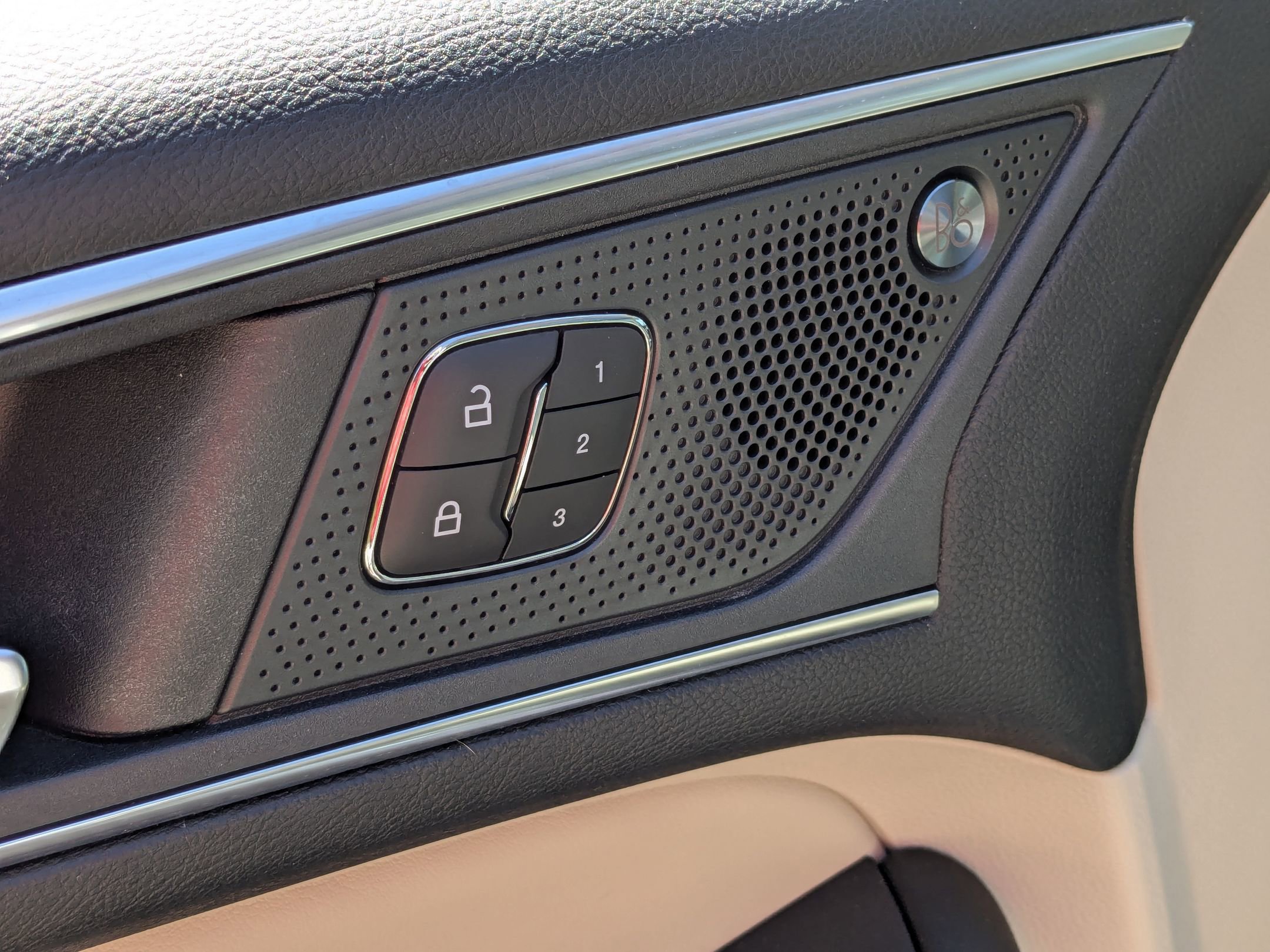 Certified 2023 Ford Edge Titanium image 13