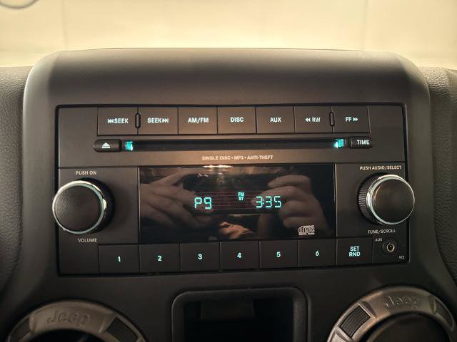 Used 2018 Jeep Wrangler Unlimited Sport w/ Connectivity Group AWD/4WD image 24