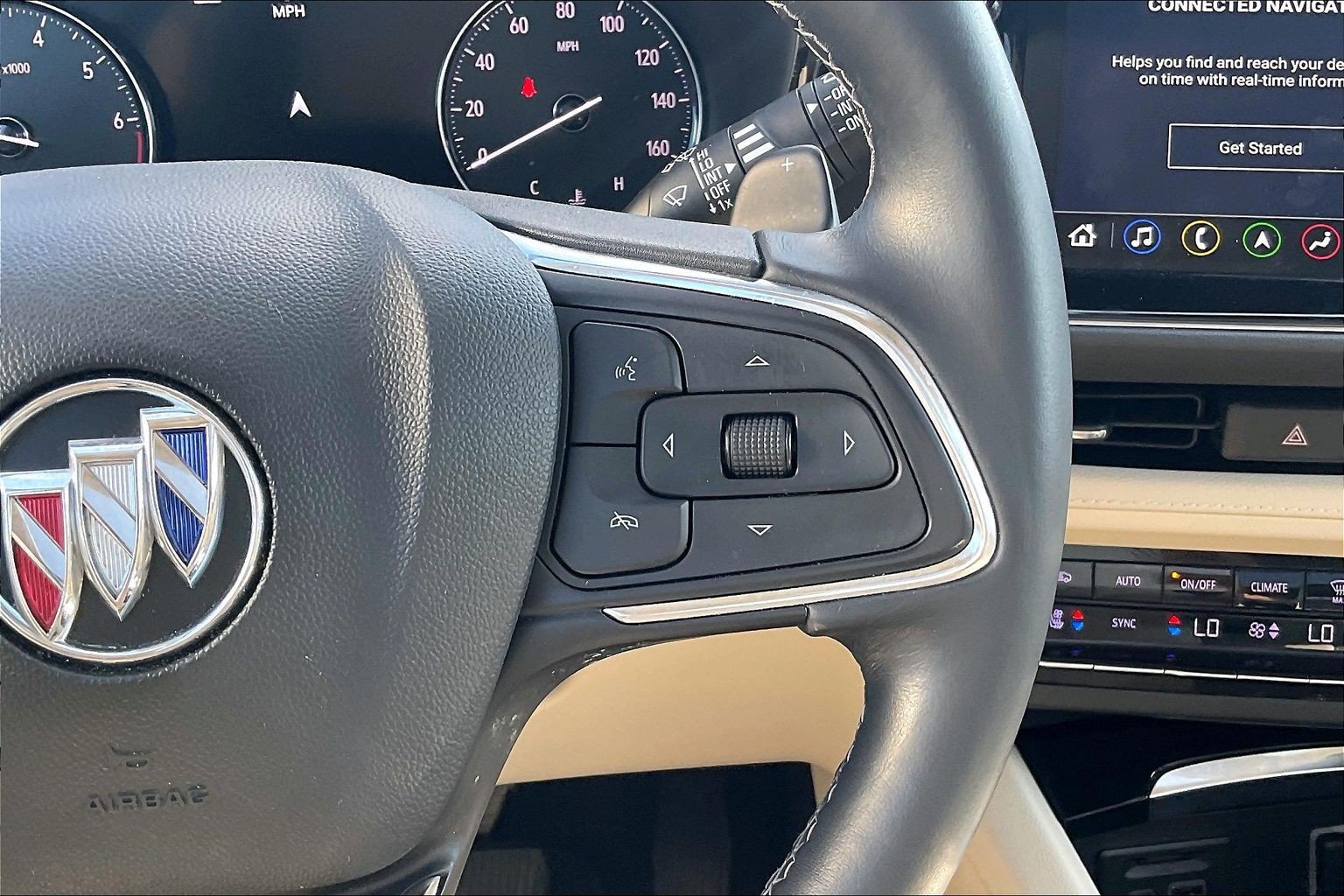 Used 2022 Buick Envision Avenir w/ Premium Seat Package FWD image 17