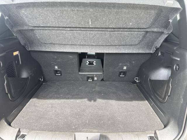 Used 2021 Jeep Renegade Latitude w/ Convenience Group AWD/4WD image 7