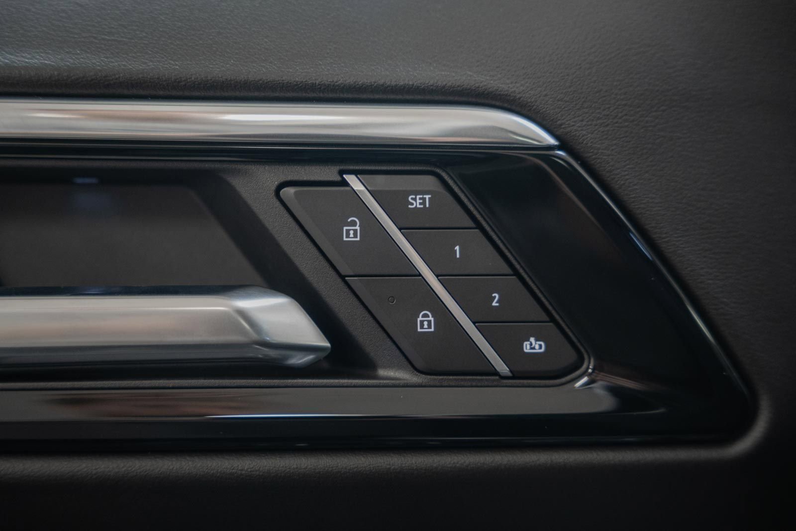 Used 2025 Chevrolet Tahoe Premier w/ Sun And Tow Package image 49