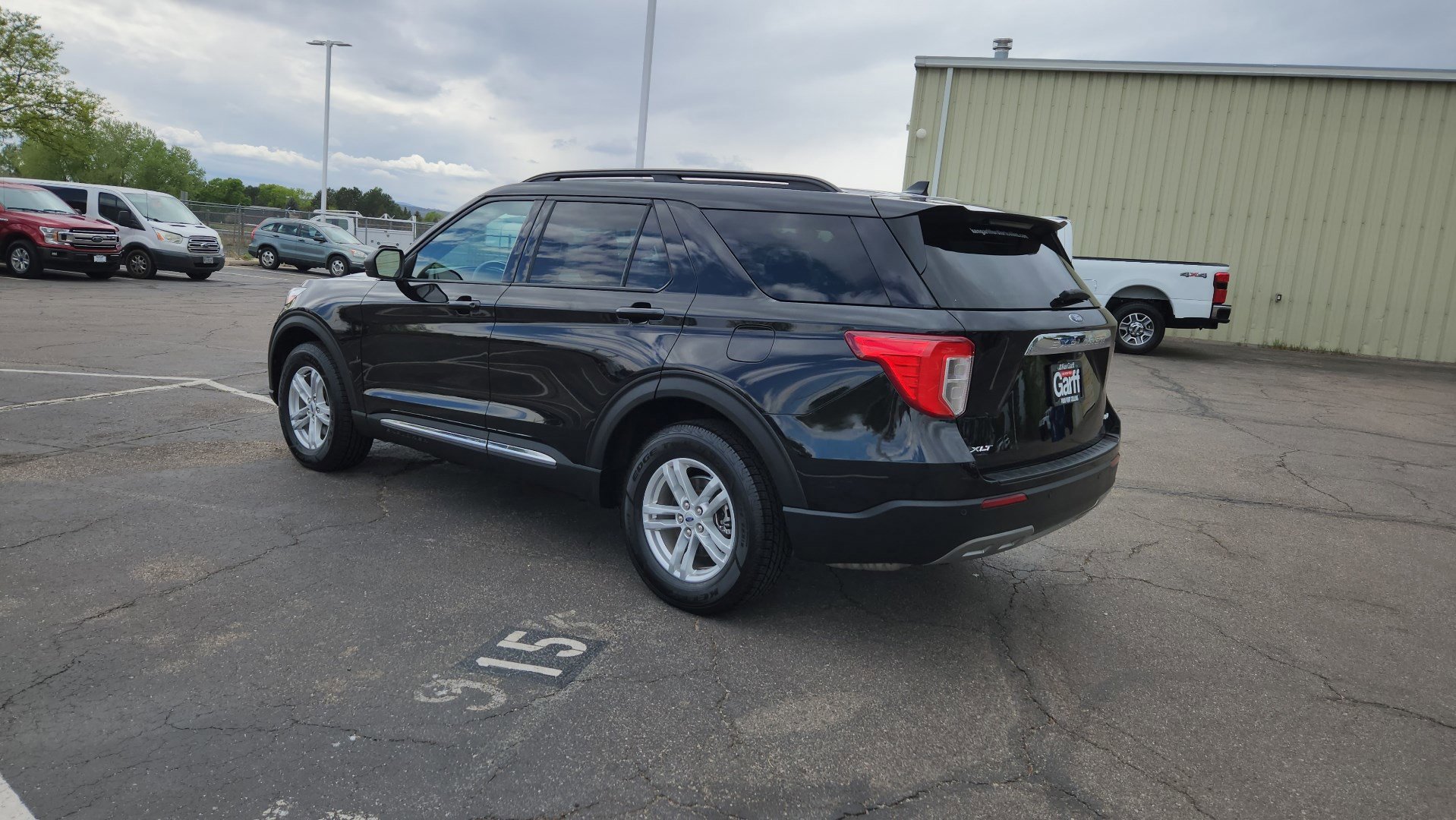 Certified 2023 Ford Explorer XLT w/ Equipment Group 202A AWD/4WD image 9