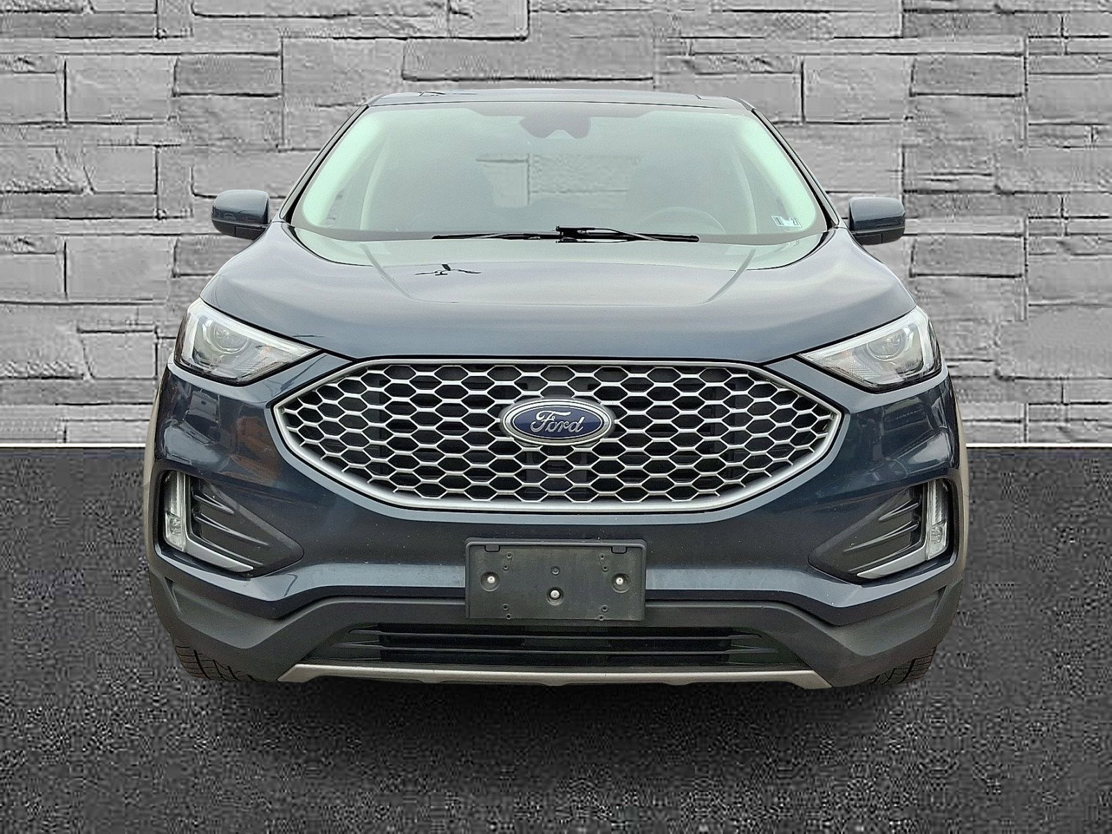 Certified 2024 Ford Edge SEL w/ Convenience Package image 3
