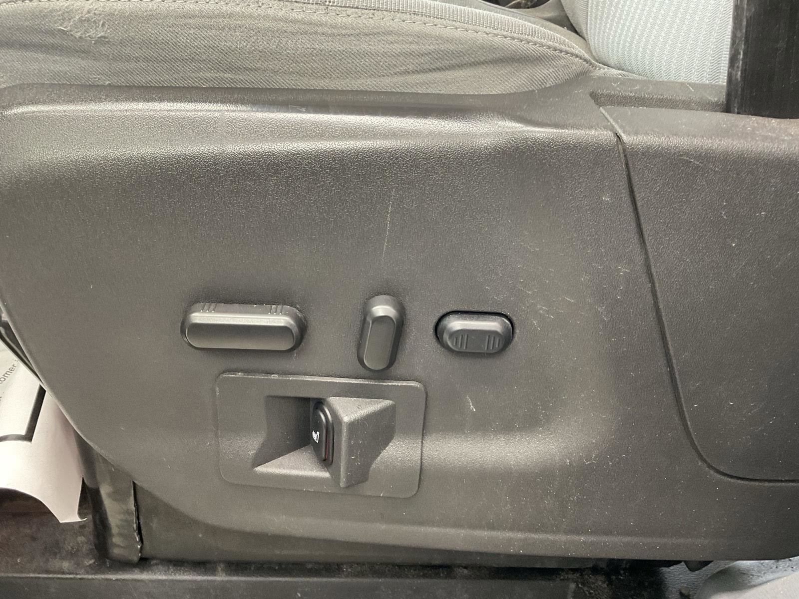 Certified 2018 Ford Transit 250 148 Medium Roof w/ Interior Upgrade Package image 20