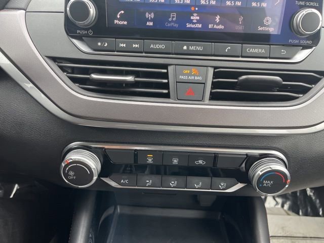 Used 2024 Nissan Altima 2.5 SR image 24