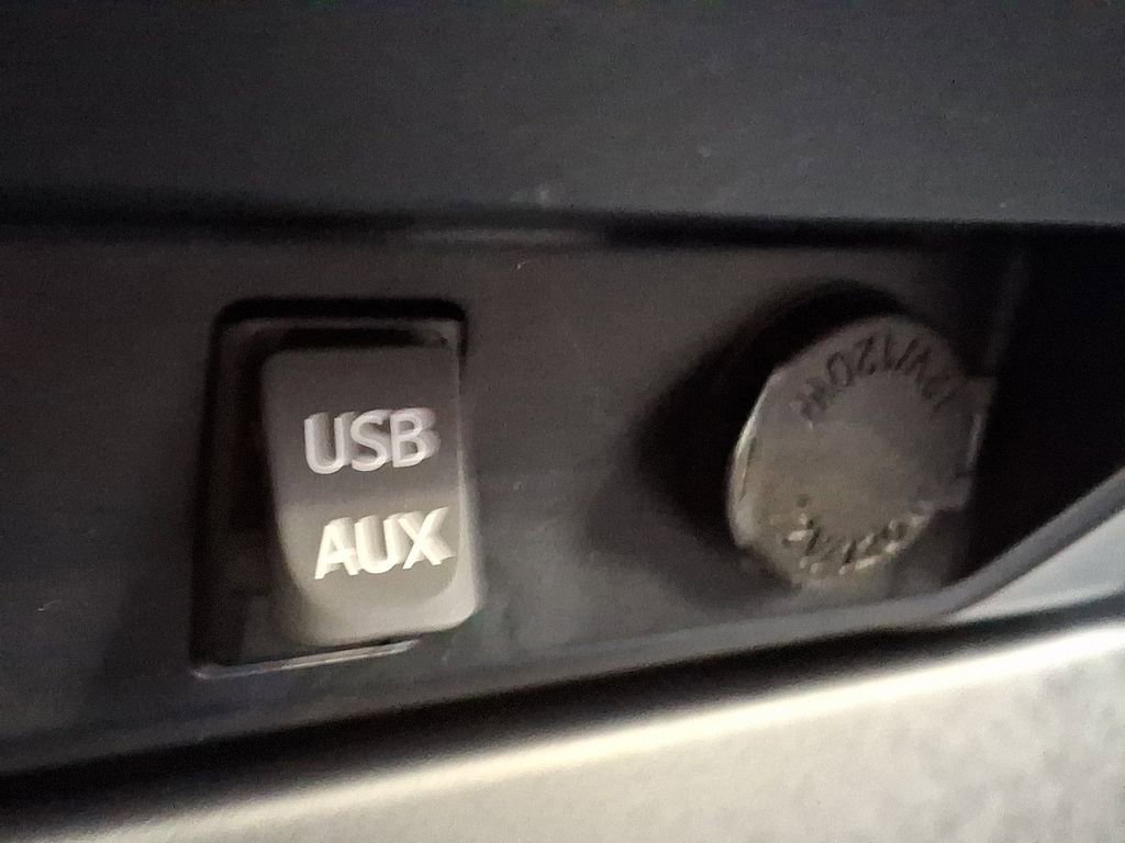 Used 2017 Toyota Tundra SR5 image 23