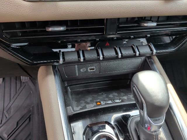 Used 2025 GMC Canyon Denali AWD/4WD image 29