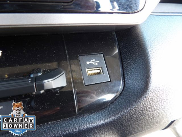 Used 2022 Toyota Tundra SR5 w/ SR5 Convenience Package image 19