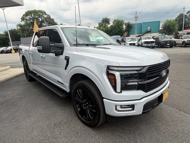 Certified 2025 Ford F150 Platinum w/ Equipment Group 702A High AWD/4WD image 9