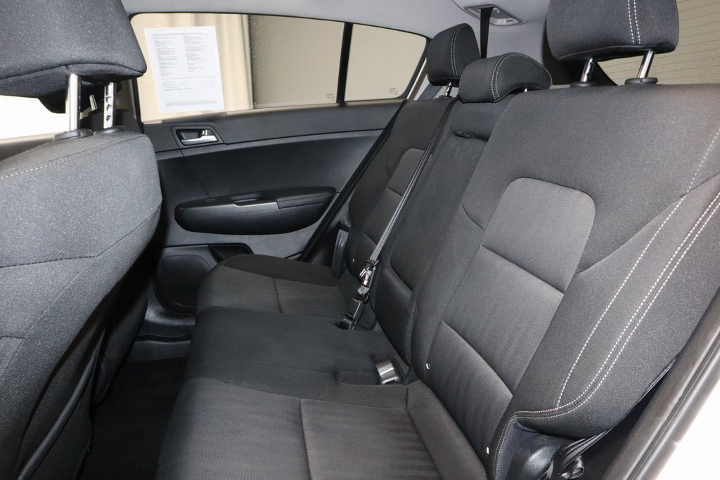 Used 2020 Kia Sportage LX image 21