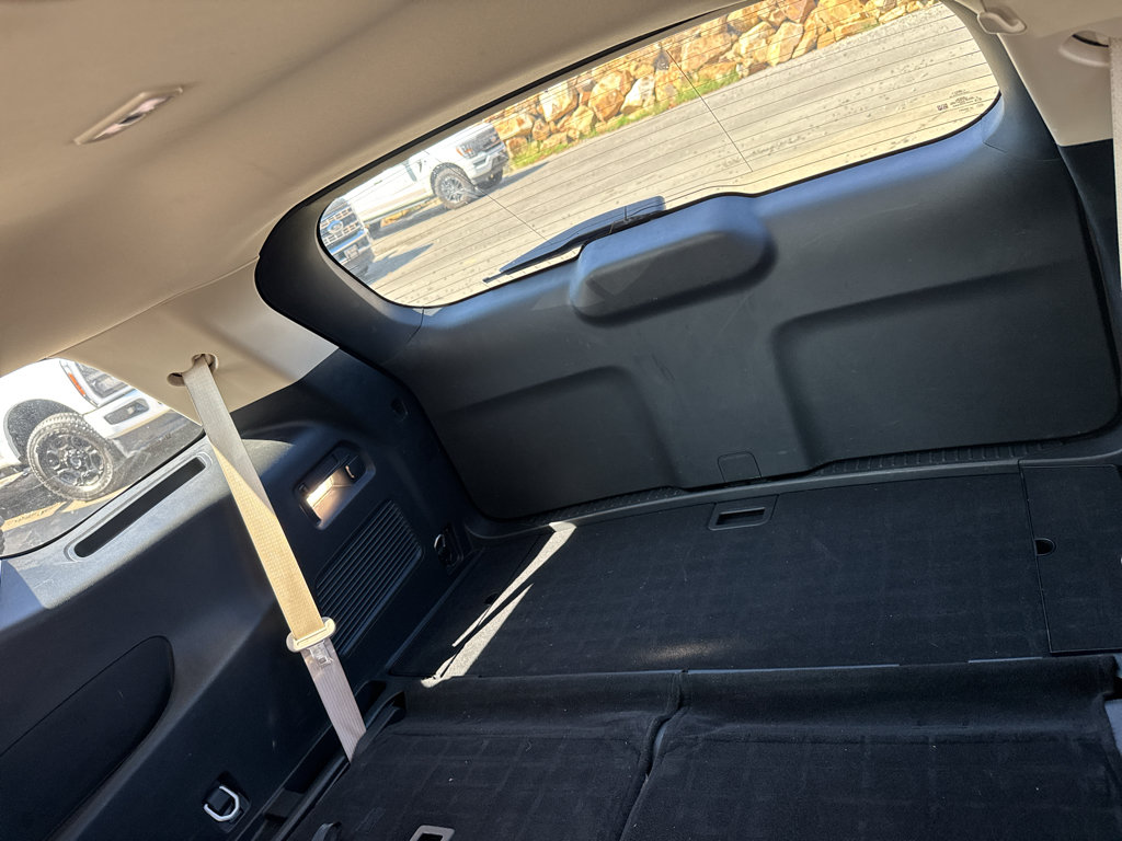 Certified 2024 Ford Explorer XLT RWD image 10