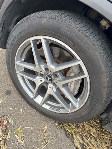 Used 2019 Mercedes-Benz GLC 300 4MATIC image 10