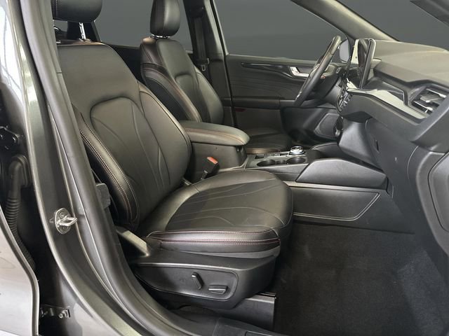 Certified 2025 Ford Escape ST-Line Elite w/ Premium Technology Package image 31
