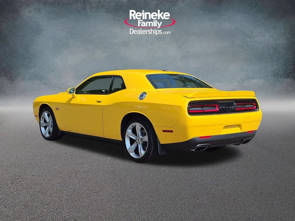 Used 2018 Dodge Challenger R/T RWD image 8
