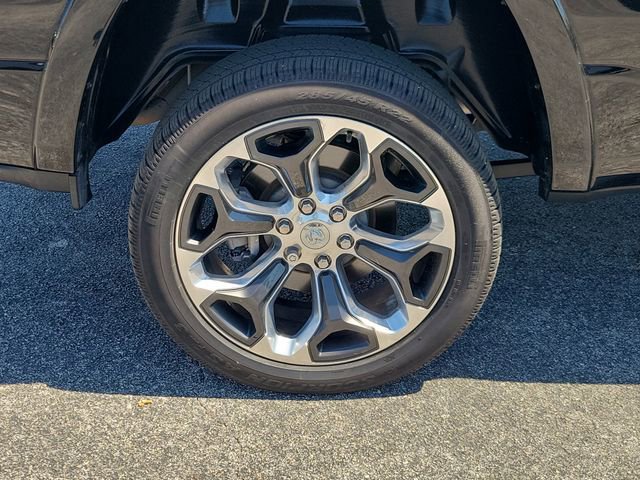 Used 2022 RAM 1500 Limited AWD/4WD image 6