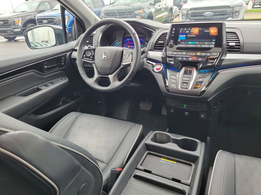 Used 2022 Honda Odyssey Elite image 13